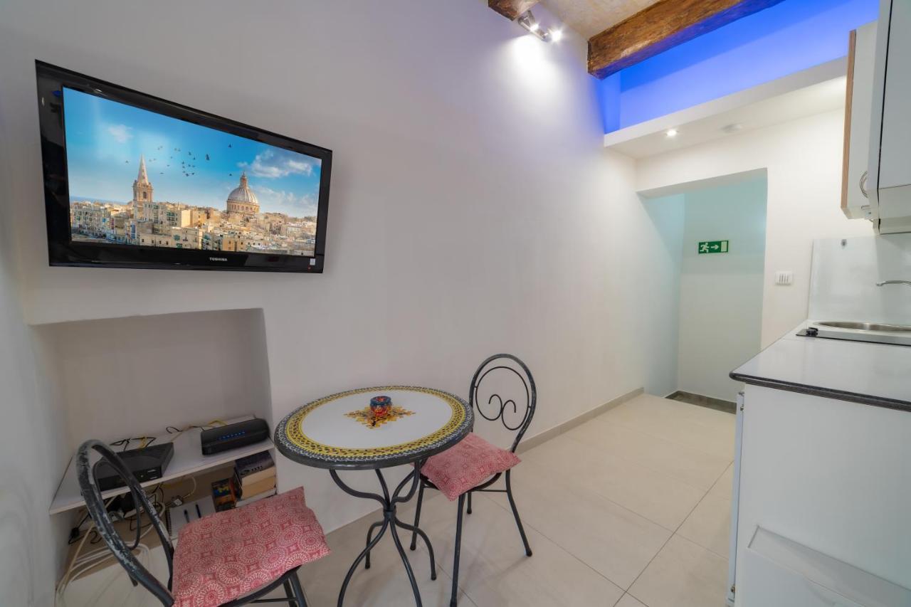 Ferienwohnung Jbo - In The Heart Of Valletta Exterior foto